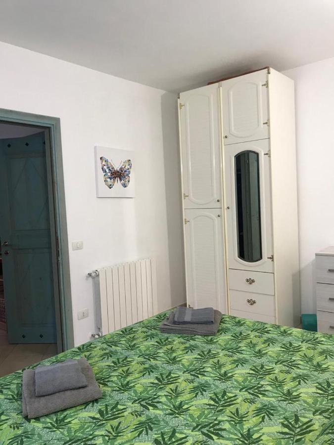 21 Via Del Faro Apartamento Olbia Exterior foto